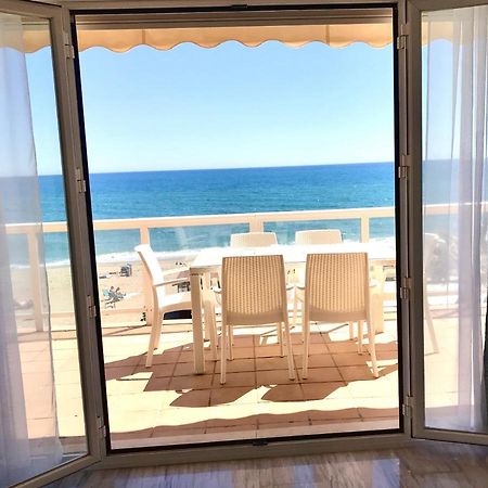 Beachfront Apartment In La Cala De Mijas Luaran gambar