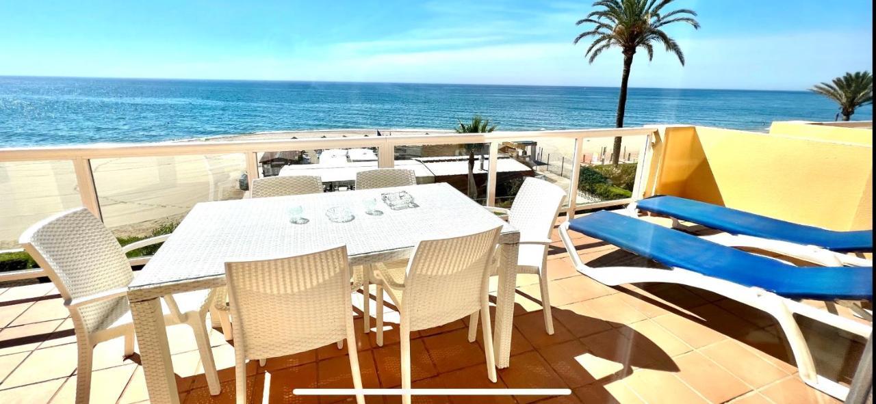 Beachfront Apartment In La Cala De Mijas Luaran gambar